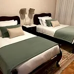Santiago Family House ベッド・アンド・ブレックファスト 4*