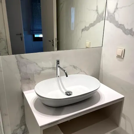 Alojamento de Acomodação e Pequeno-almoço Santiago Family House - Luxury 4*