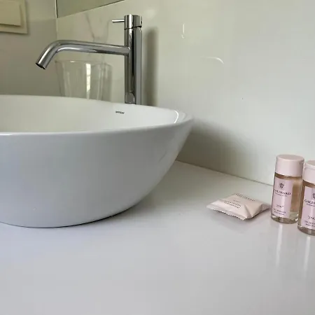 Santiago Family House - Luxury Alojamento de Acomodação e Pequeno-almoço 4*