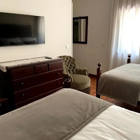 Santiago Family House