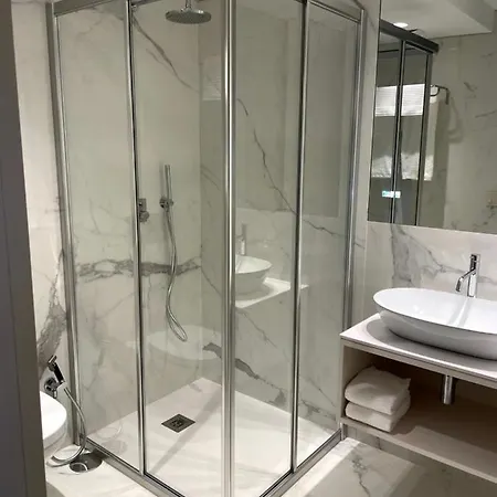 Santiago Family House - Luxury Alojamento de Acomodação e Pequeno-almoço