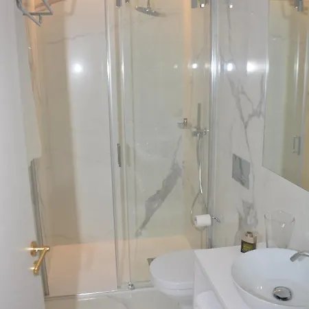 Alojamento de Acomodação e Pequeno-almoço Santiago Family House - Luxury