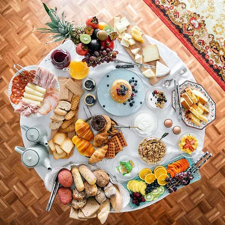 Santiago Family House 4*