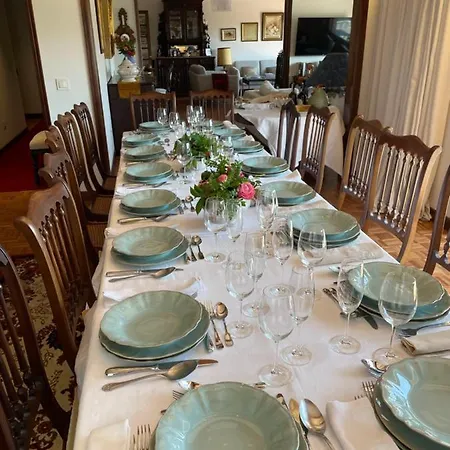 Alojamento de Acomodação e Pequeno-almoço Santiago Family House - Luxury