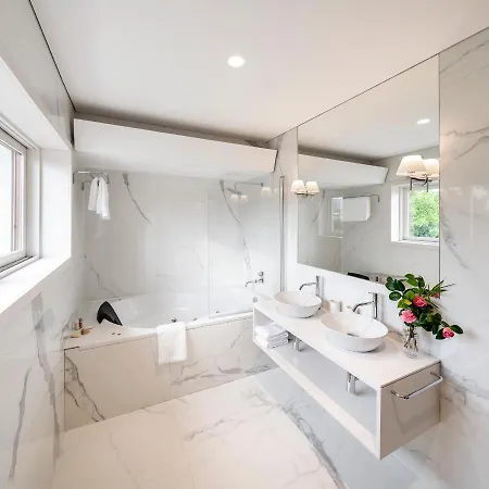 Alojamento de Acomodação e Pequeno-almoço Santiago Family House - Luxury