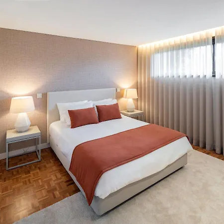 Santiago Family House 4*