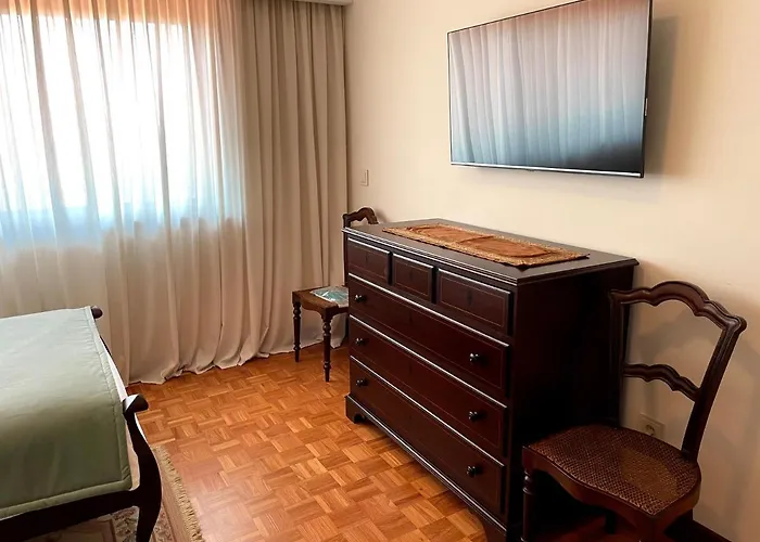 Santiago Family House 4*