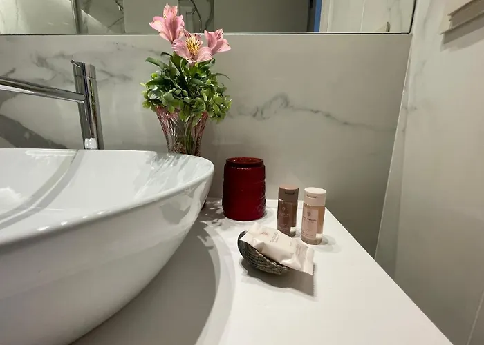 Santiago Family House 4*