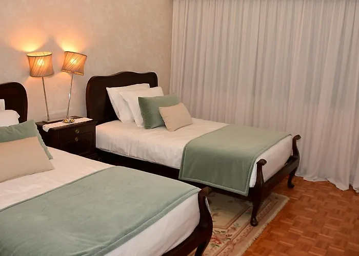 Santiago Family House 住宿加早餐酒店 西弗都沃加