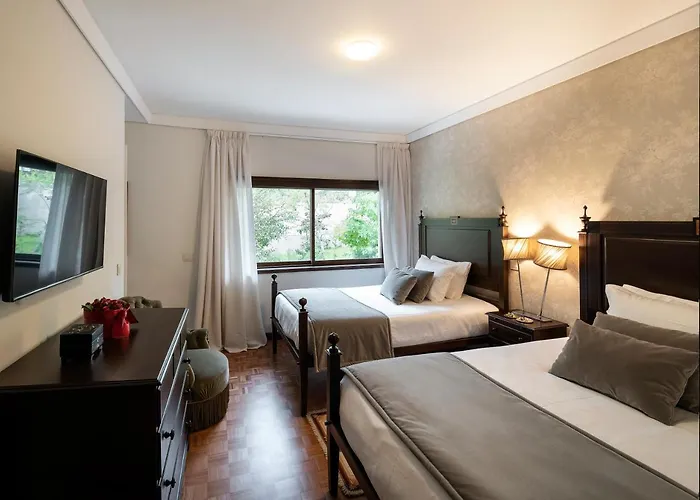 Santiago Family House 住宿加早餐酒店 西弗都沃加