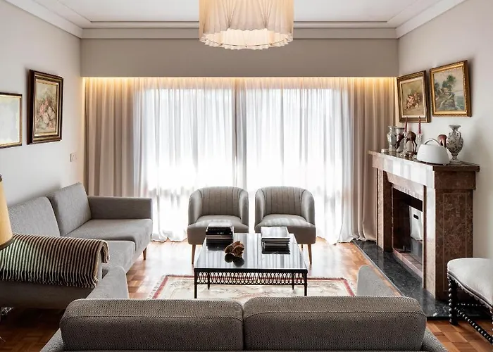 Alojamento de Acomodação e Pequeno-almoço Santiago Family House 4*