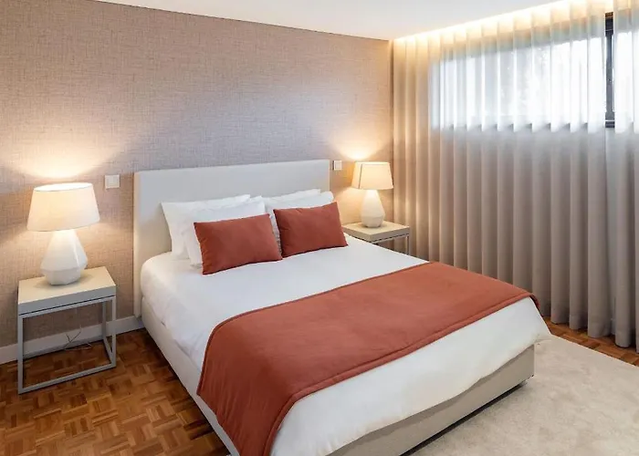 Santiago Family House 4*